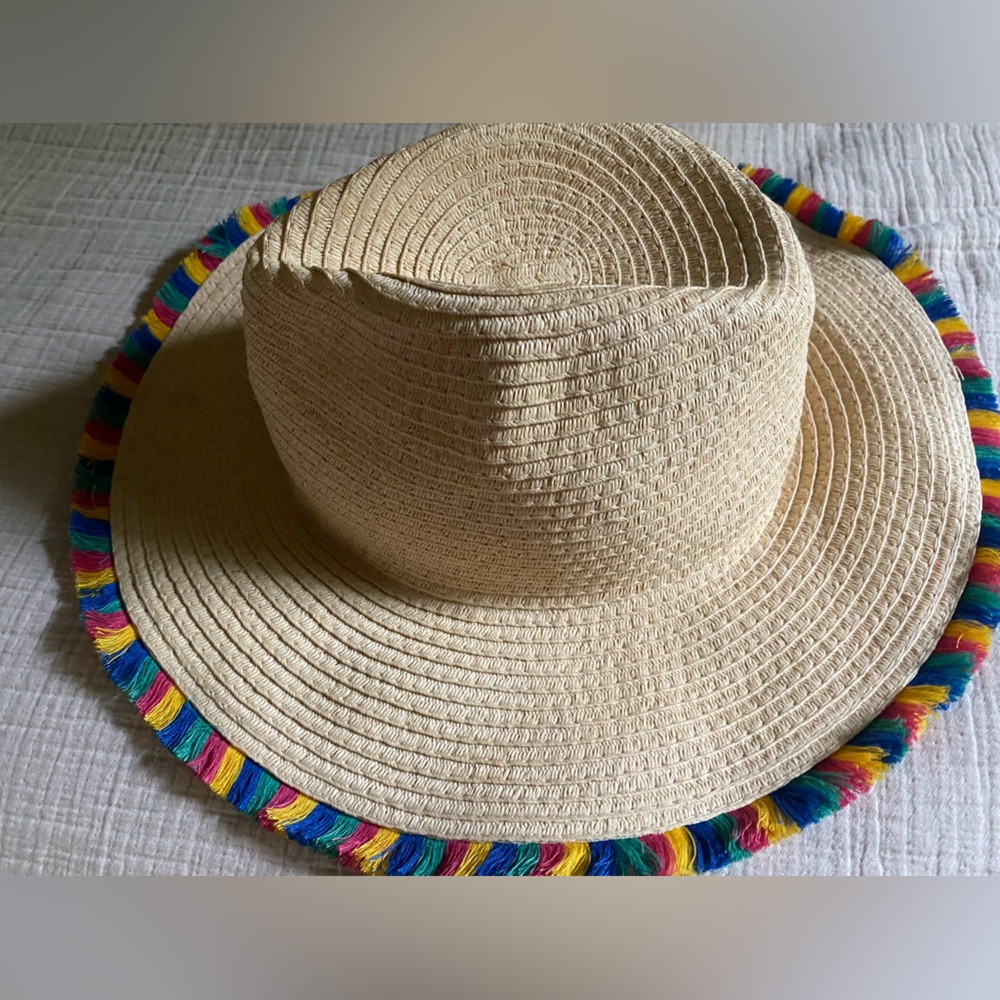 Mudd Beige Hat with Multicolor Trim - Picture 4 of 8
